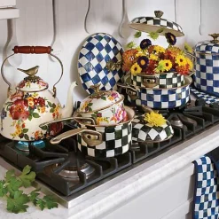 Courtly Check 2.5 Quart Saucepan