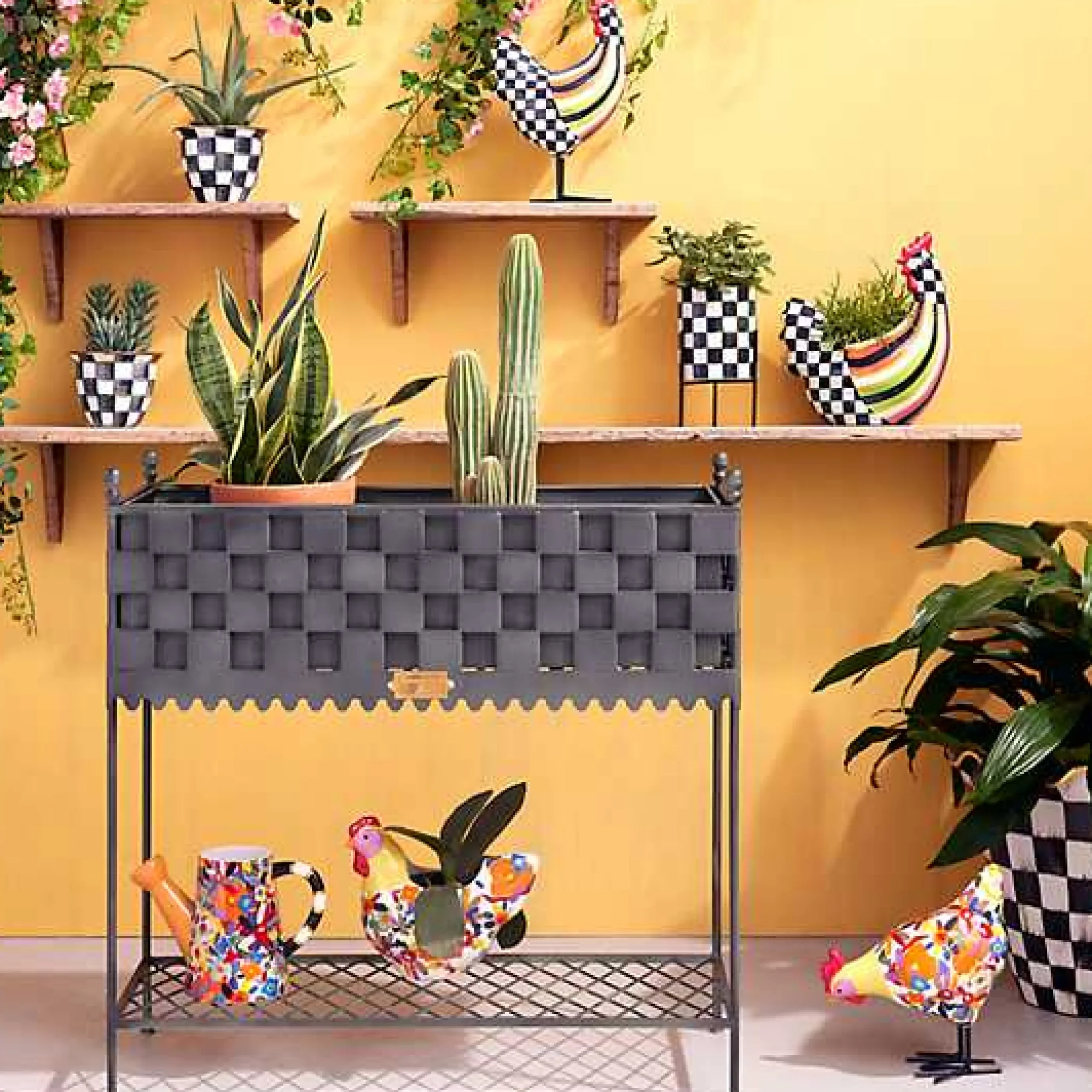 Courtly Check Tabletop Planter