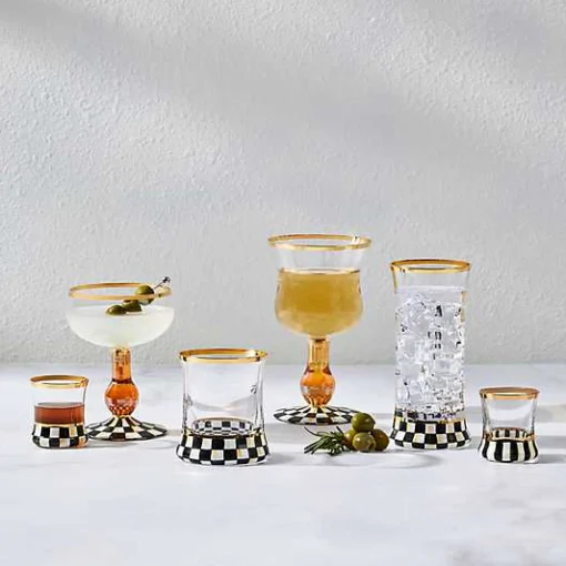 Courtly Check Wine Glass