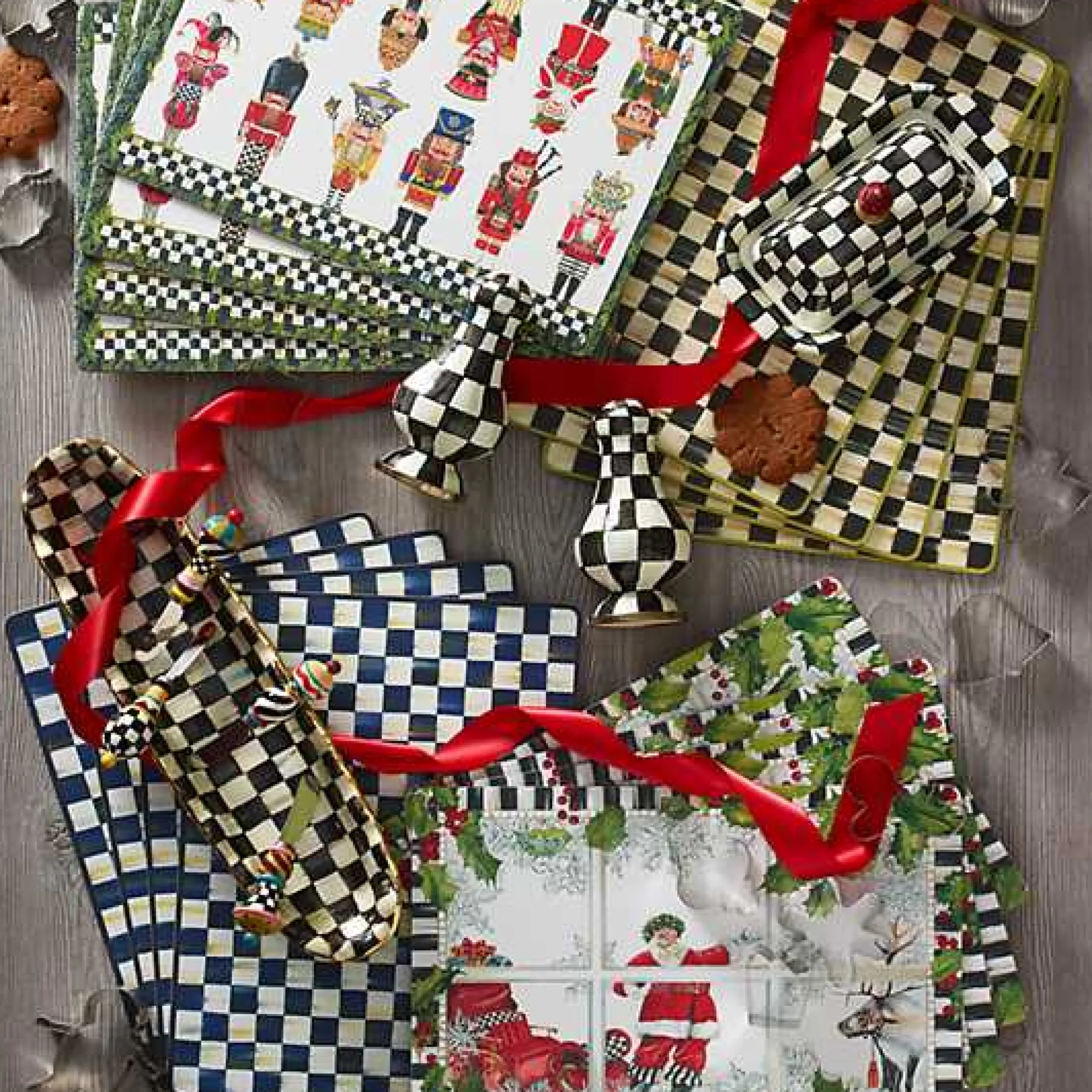 Jubilee Spreaders, Set of 4