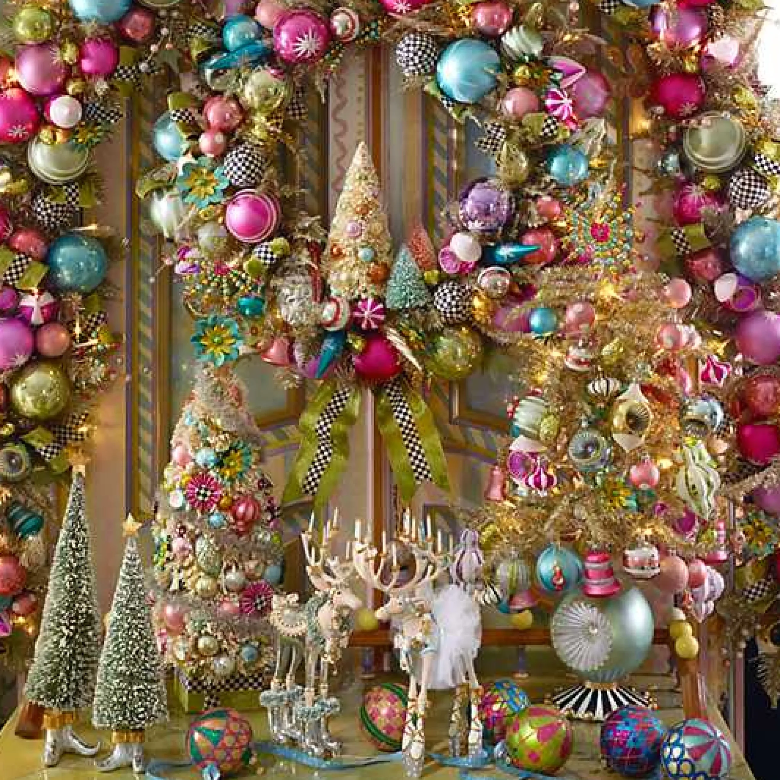 Patience Brewster Moonbeam Sisal Elf Tree Figures